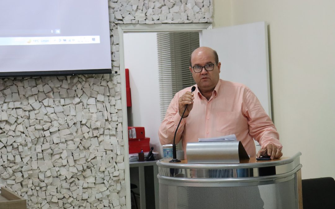 Pegoraro pede troca de área para sede do Legislativo