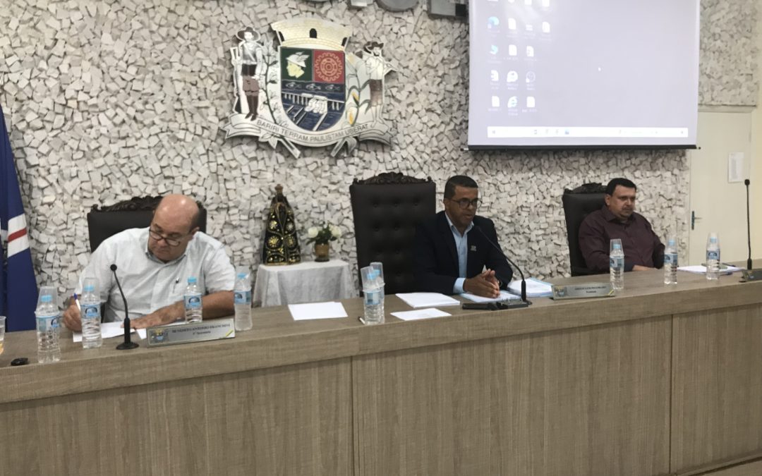 Entidades e escolas apresentam demandas em audiência da LDO