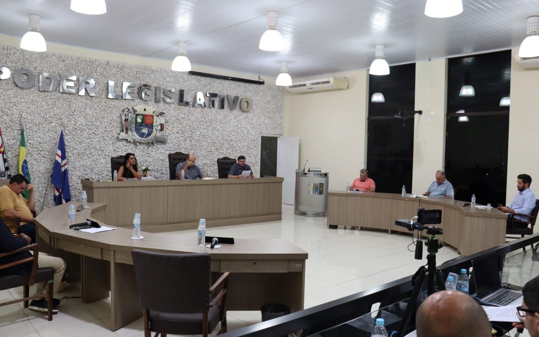 Por unanimidade, Câmara abre Comissão Processante contra Abelardo
