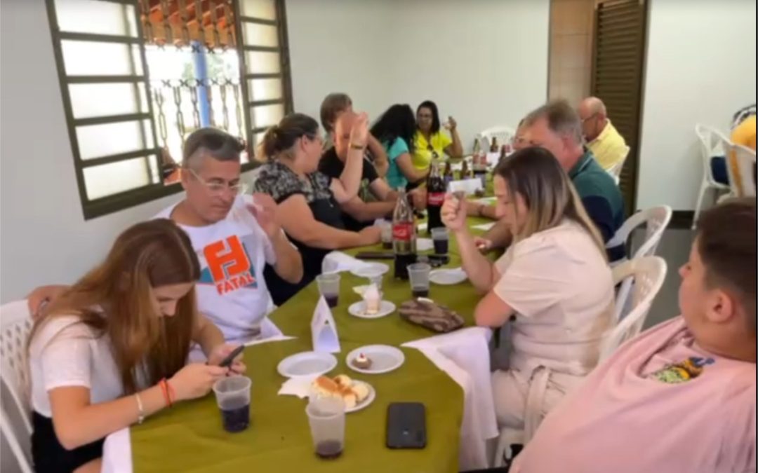 Afeb realiza almoço de confraternização