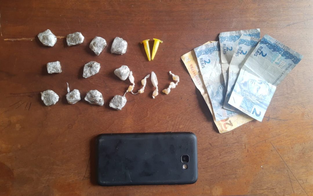 PM apreende adolescente com drogas em Bariri