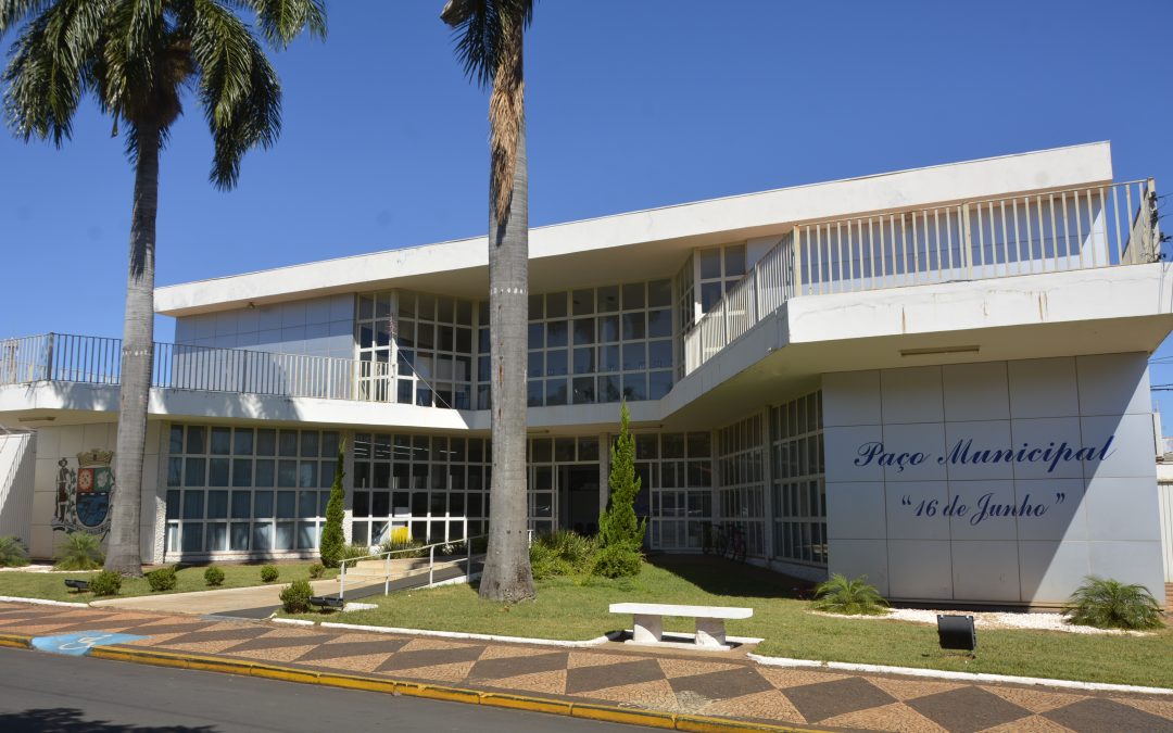 BARIRI: Juiz mantém pagamento dos servidores até 5º dia útil