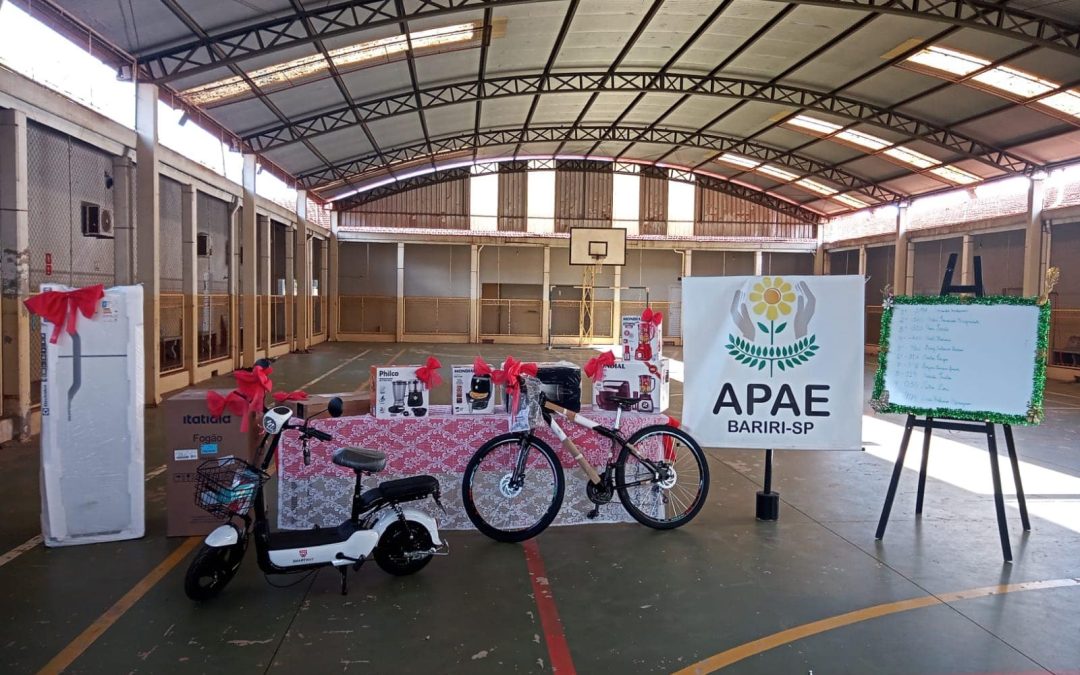 Apae faz entrega de prêmios da Colaboração Solidária