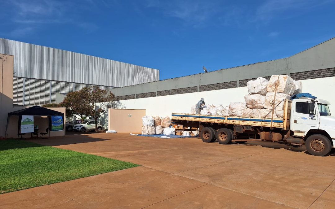 Cidade: Assobari realiza ação ambiental em Bariri