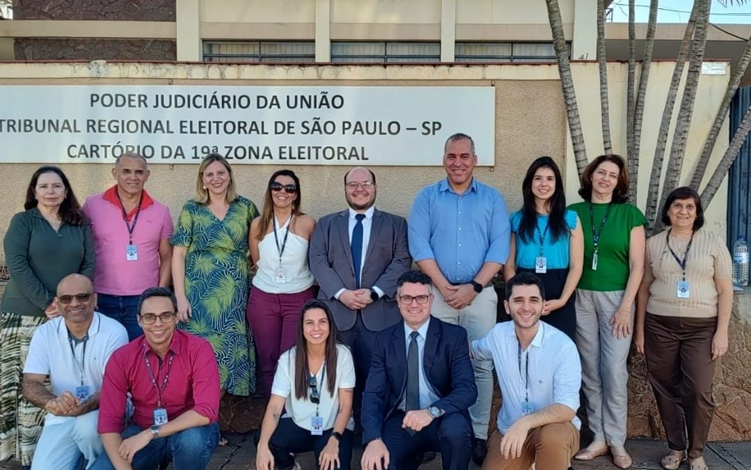 Cidade: Corregedoria Regional Eleitoral avalia cartório de Bariri