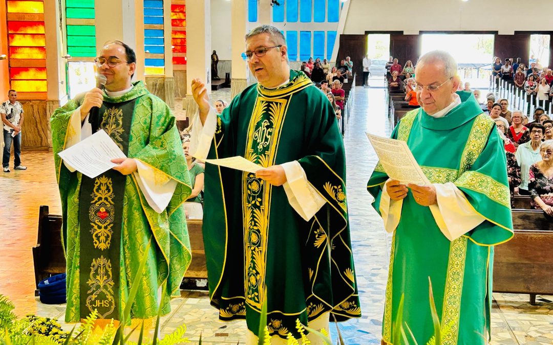 Cidade: Dia da Padroeira tem missas, carreata, procissão e quermesse