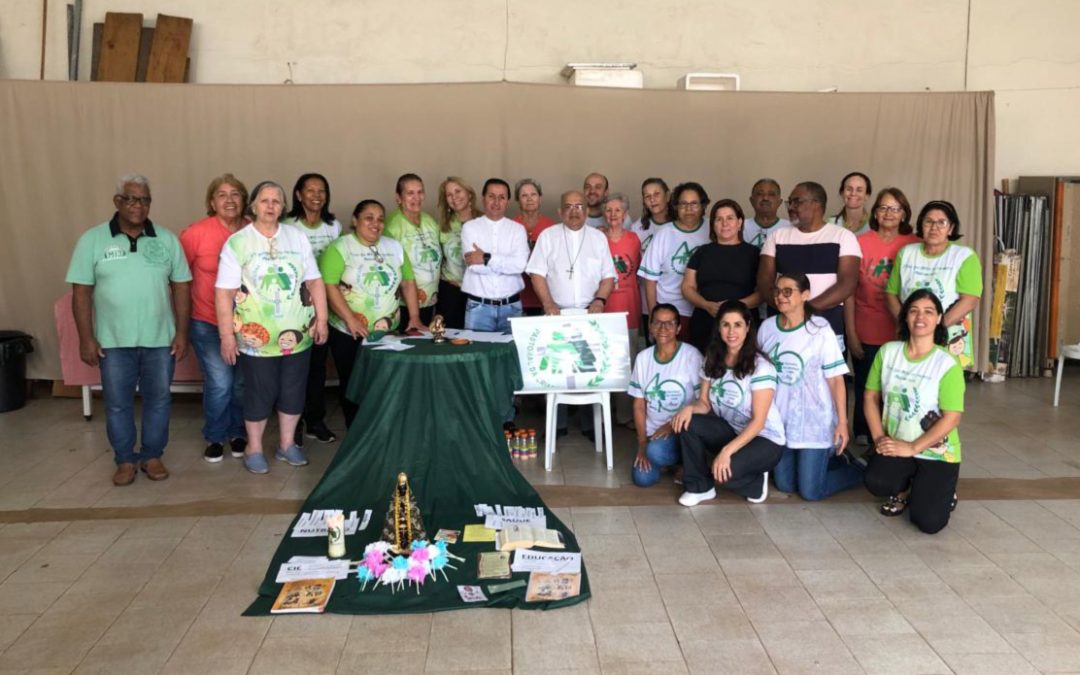 Religião: Membros da Pastoral da Criança têm encontro com Dom Francisco