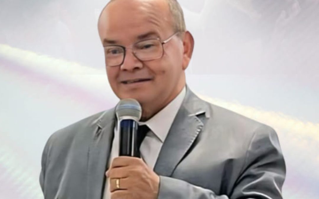 Política: Pastor recebe título de cidadão baririense