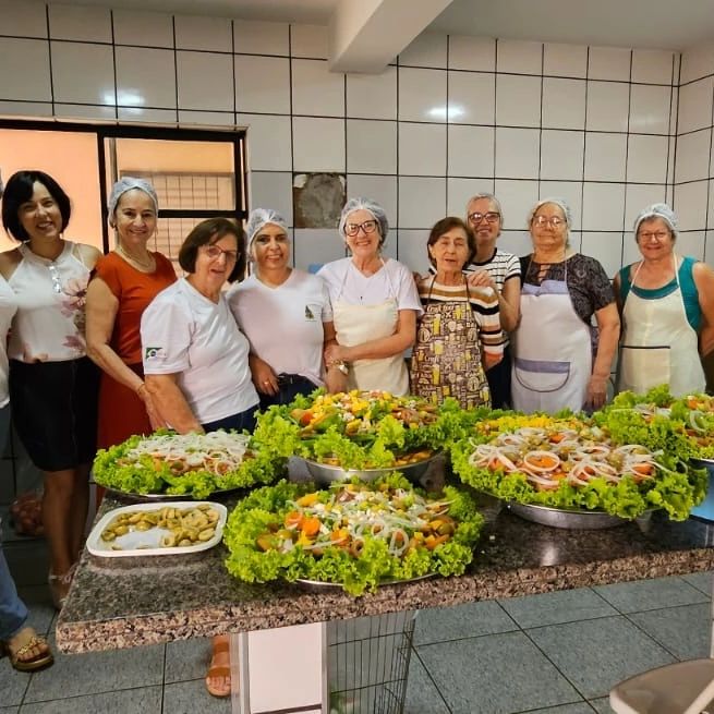 Social: Almoço no Lar Vicentino reúne 400 pessoas