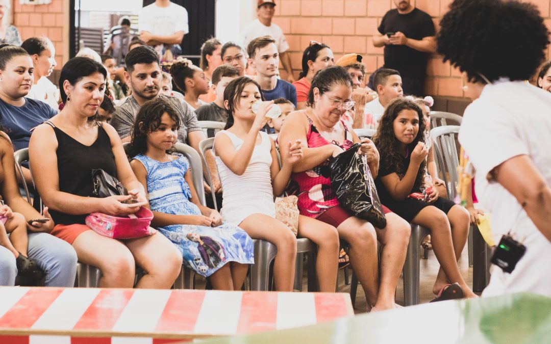 Região: Itapuí recebe edição especial de Natal da Feira ao Ar Livro