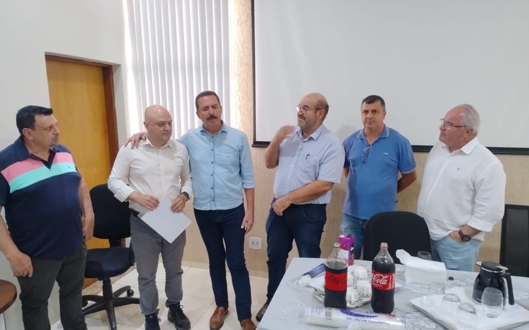 Cidade: Deputado Itamar Borges visita Bariri
