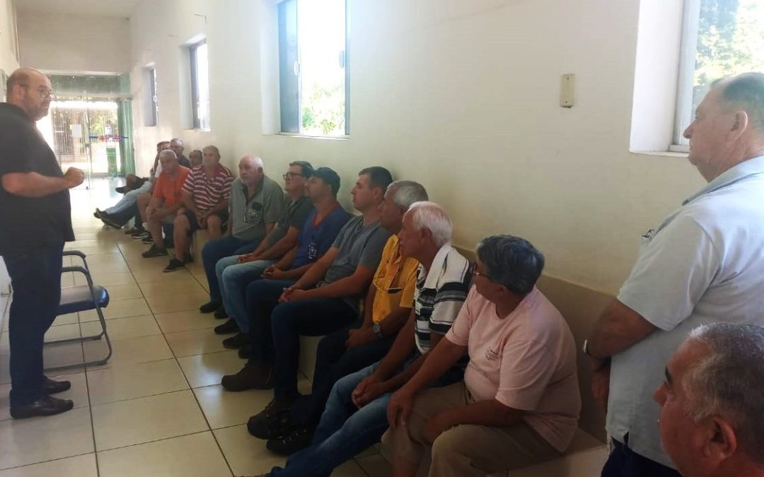 Política: Prefeito e diretora reúnem motoristas da Saúde para definir demandas