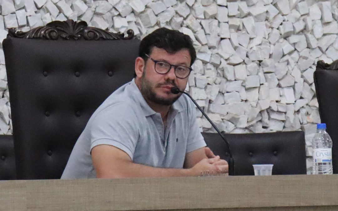 Política: Prearo faz boletim de ocorrência contra internauta