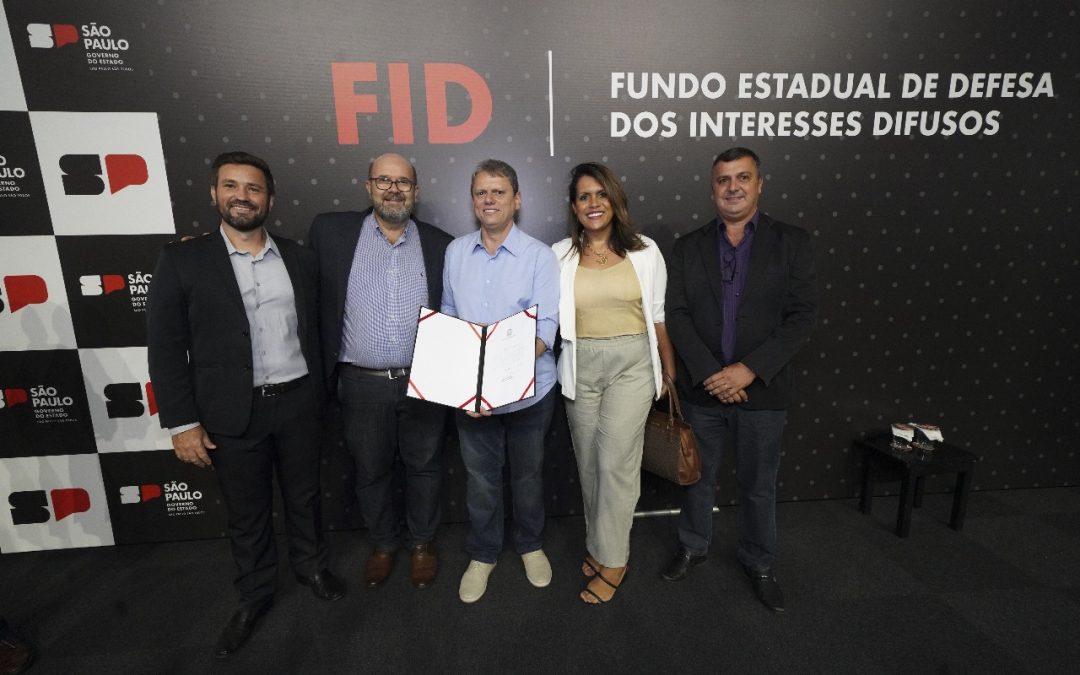 Política: Prefeito de Bariri assina convênio de cerca de R$ 700 mil