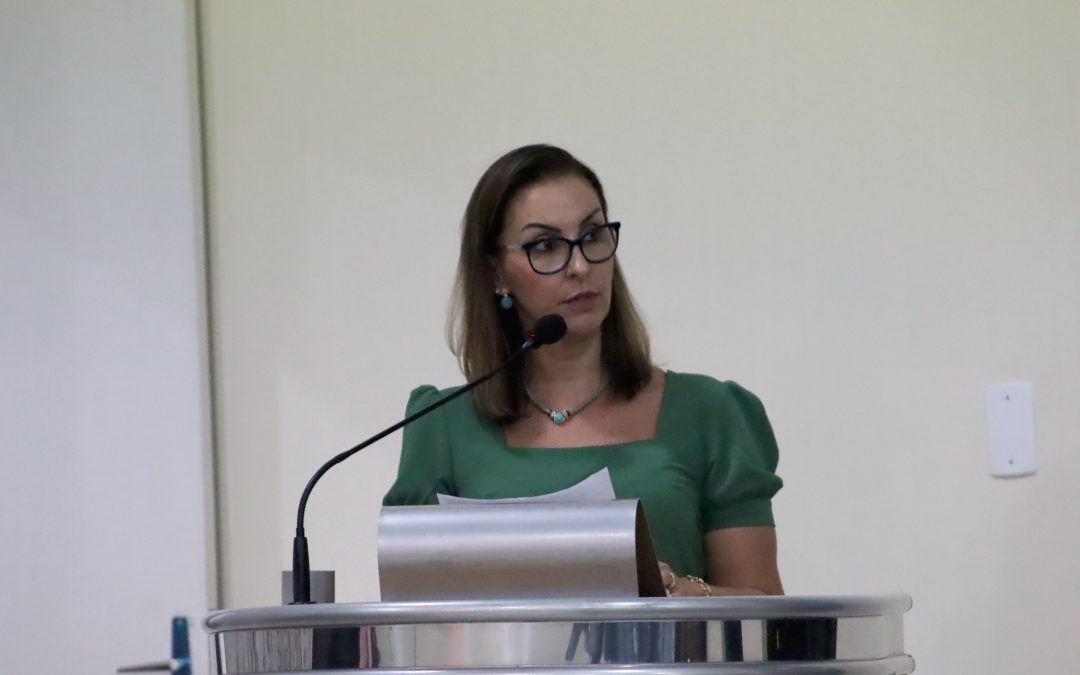 Política: Aline Prearo apresenta projetos que previnem e combatem violência contra a mulher