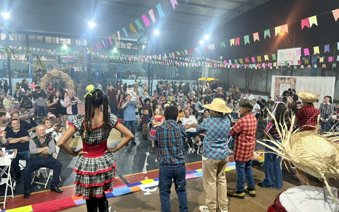 Cultura: Animação marca o  2º Caipira Dance da Escola Ephigênia