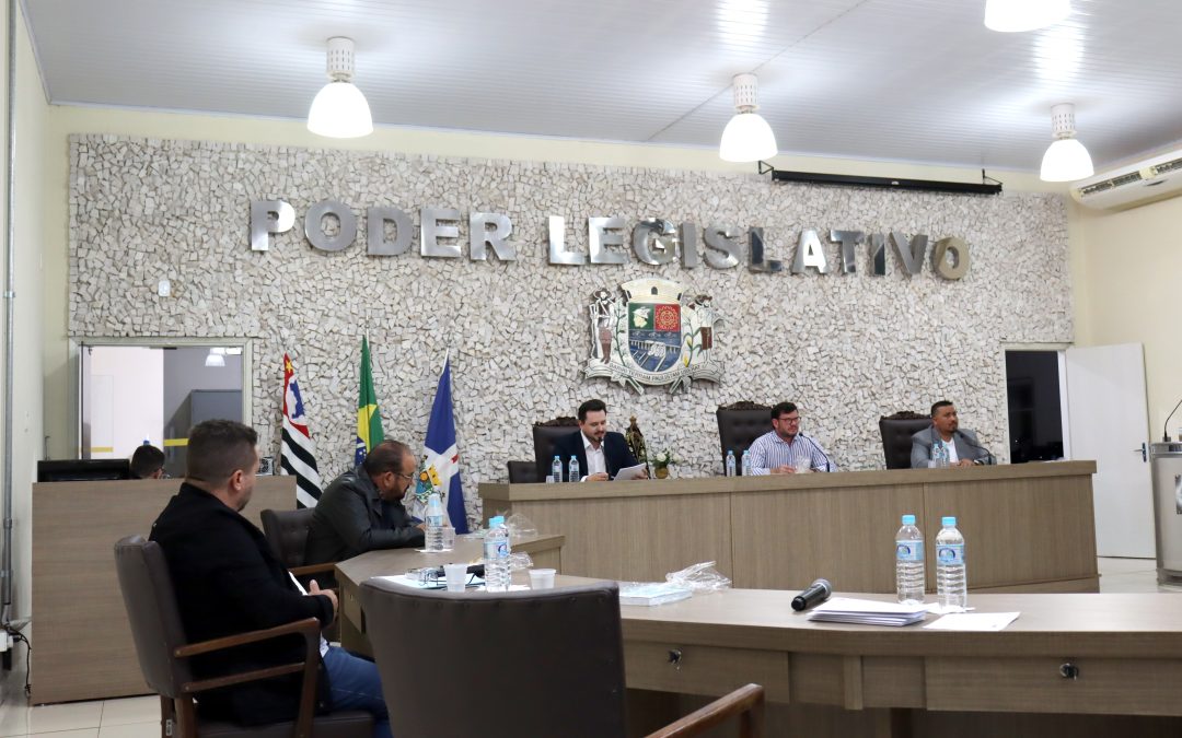 Política: Câmara aprova destinar R$ 5,4 milhões para aquisição de lotes para casas populares