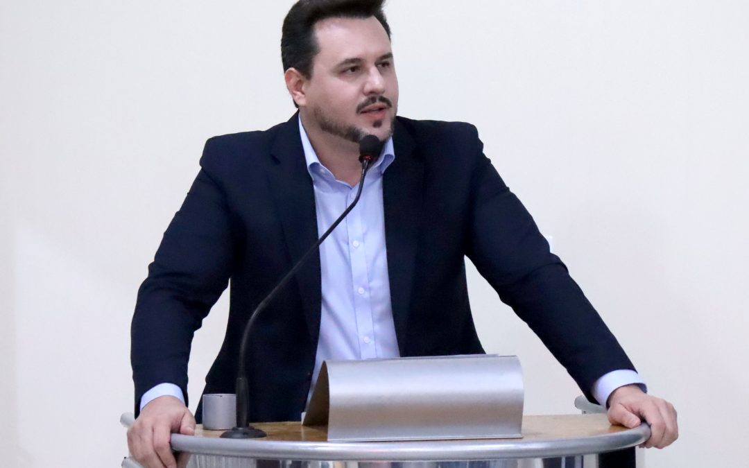 Política: Vereador apresenta moção de aplausos ao Arrudão