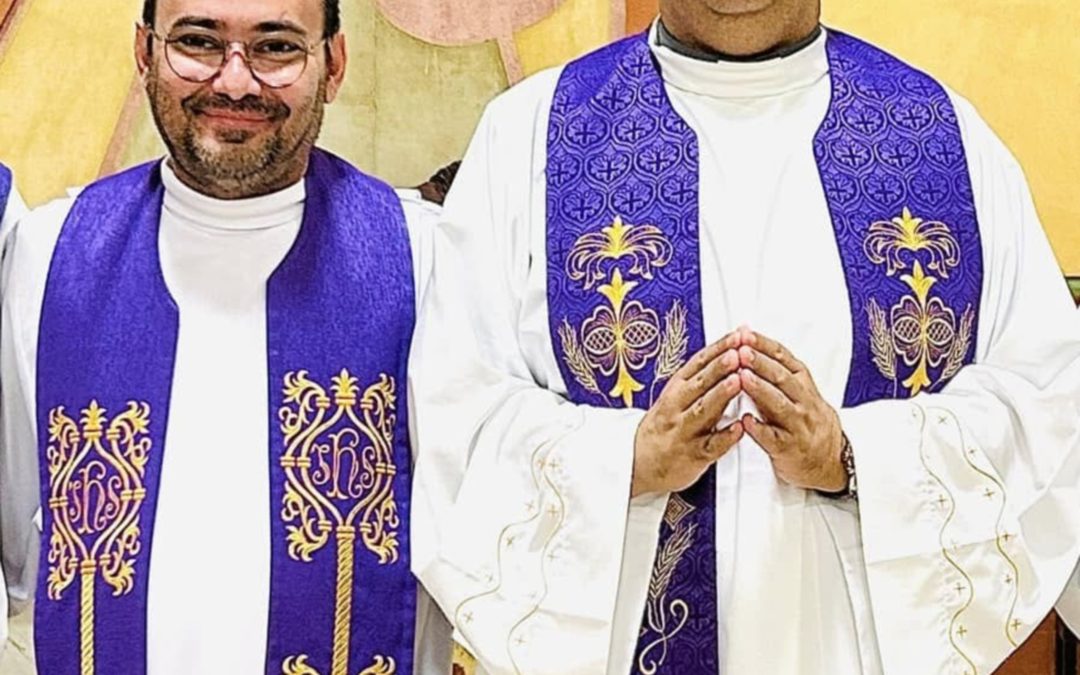 Cidade: Almoço e leilão marcam despedida dos padres Ériko e Walace