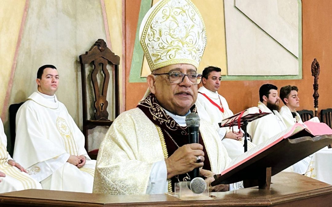 Cidade: Dia da Padroeira do Santuário tem cinco missas, quermesse e o bispo