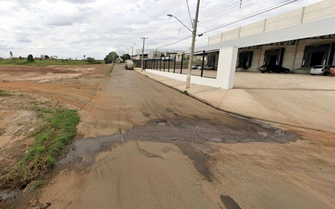 Cidade: Prefeitura irá recapear via no Polo Industrial