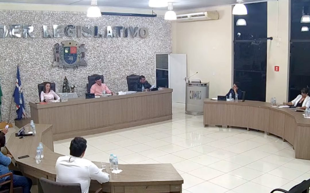 Política: Câmara aprova a criação de novos empregos de enfermeiro e farmacêutico