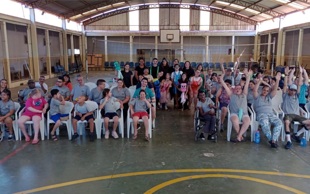Educação: Alunos da escola Eurico Acçolini participam de grupo de teatro