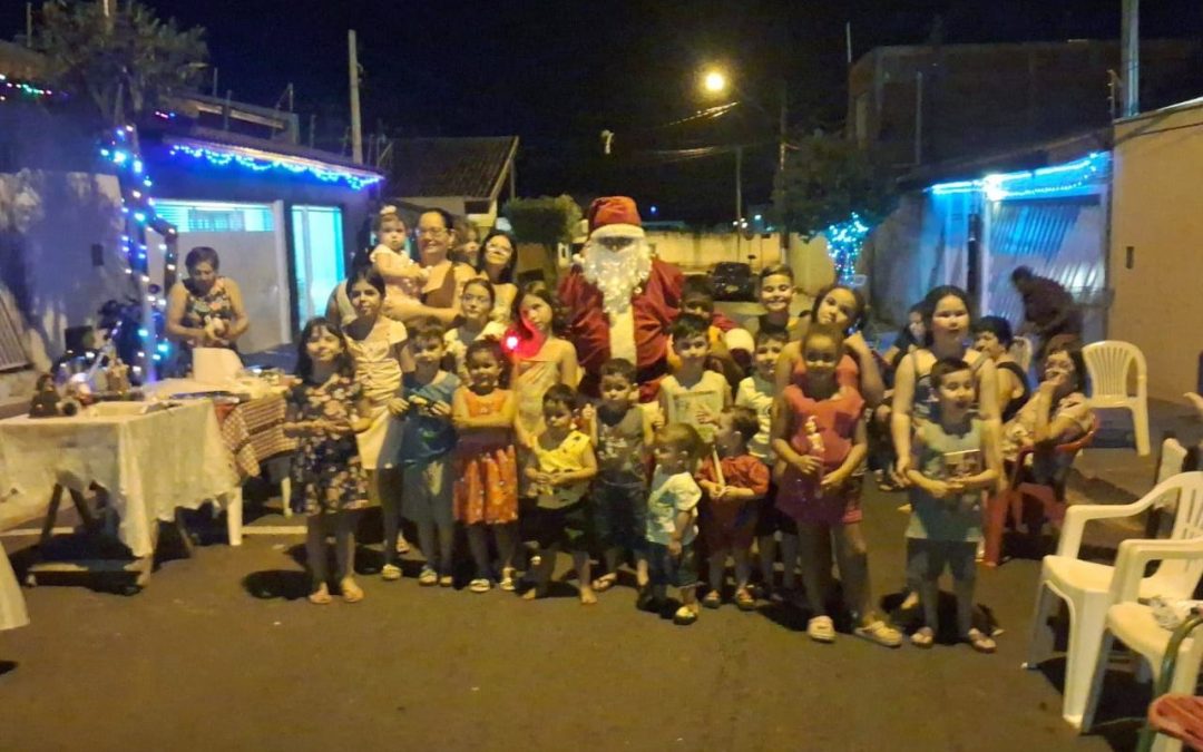 Cidade: Moradores do Jardim Santa Rosa celebram “Natal da Boa Vizinhança”