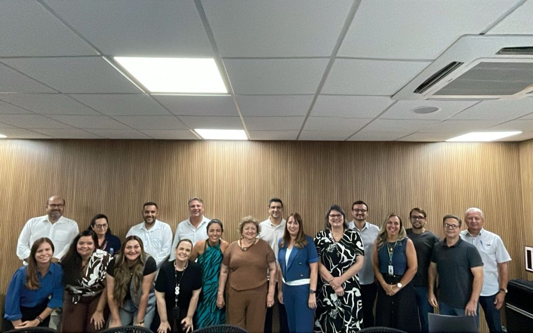 Bariri participa de reunião de Assistência Social na Regional de Bauru