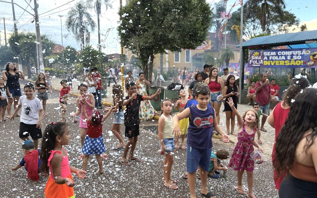 Região: Carnaval em Boraceia foi realizado em dois locais diferentes