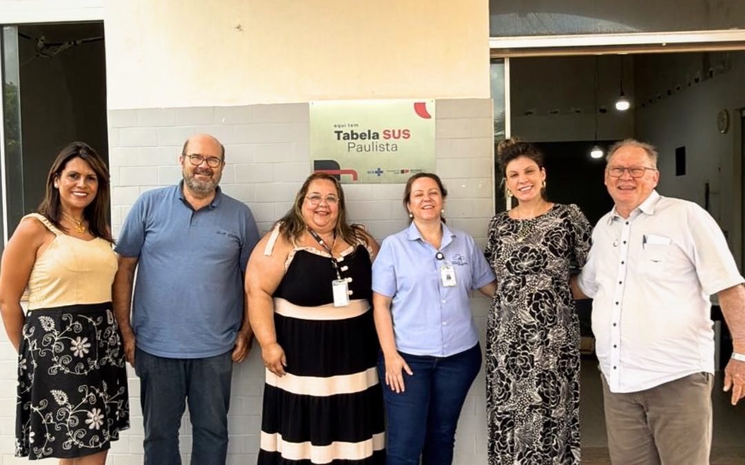 Saúde: Santa Casa recebe placa de identificação da tabela SUS Paulista