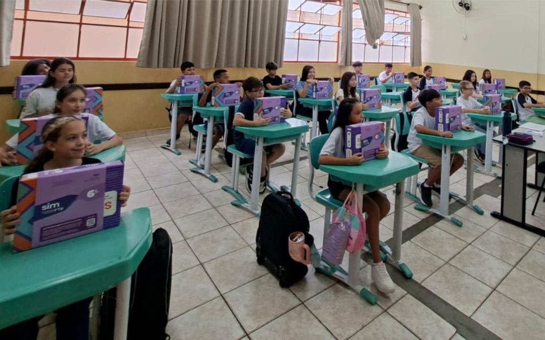 Educação: Prefeitura republica licitação para compra de apostilas