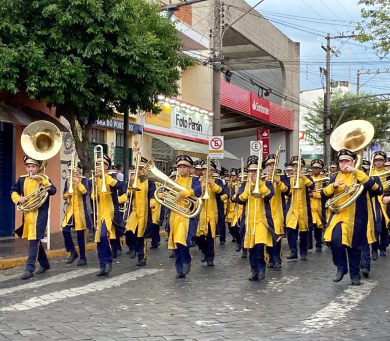 Política: Projeto concede vale alimentação para a banda