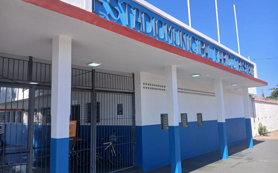 Esportes: Reinauguração do Faridão tem jogo festivo com equipes máster de futebol