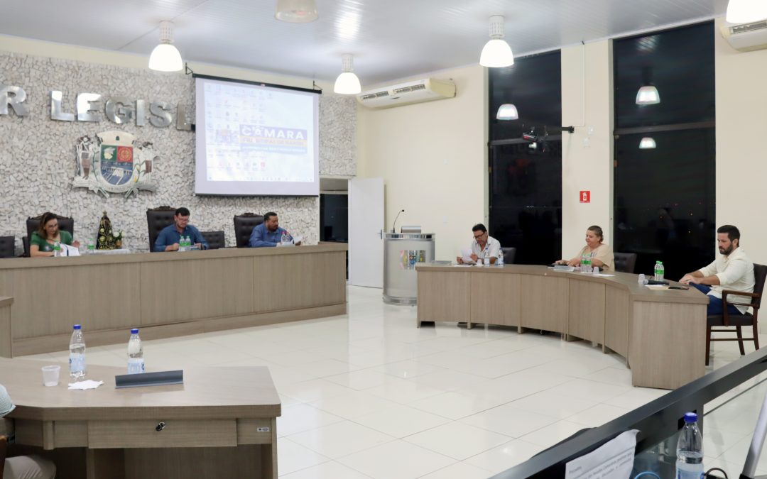 Política: Prefeito encaminha projeto que regulamenta transporte escolar