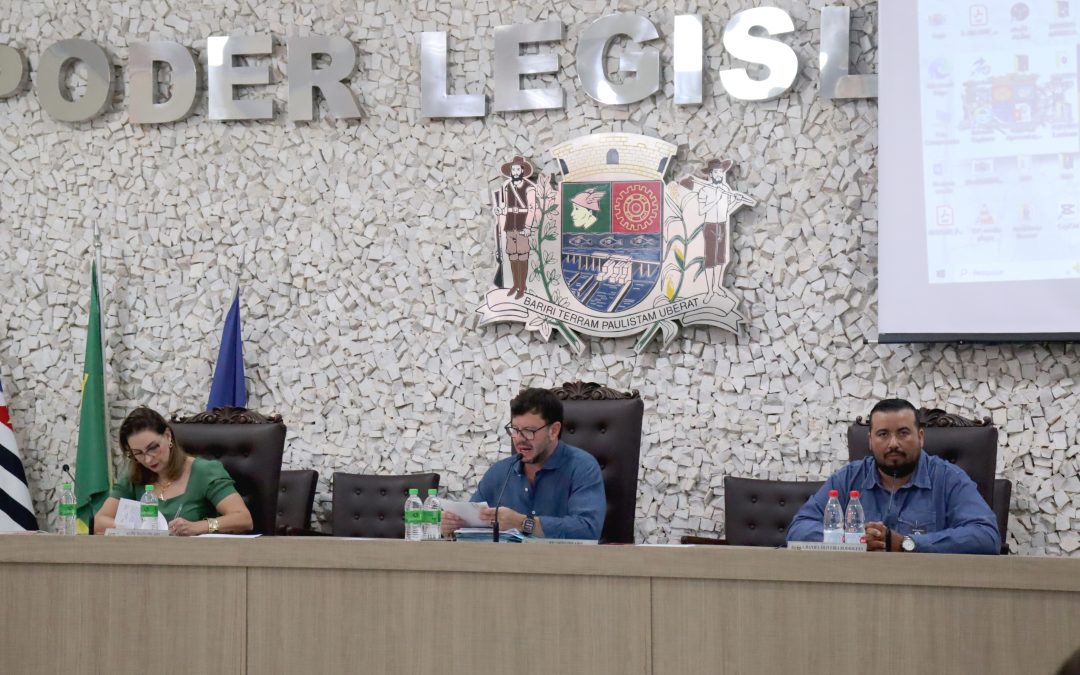 Política: Limpeza urbana volta à pauta e vereadores cobram Executivo