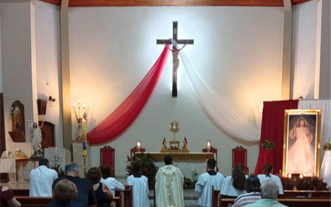 Cidade: Santuário encerra Cerco da Misericórdia com missa solene