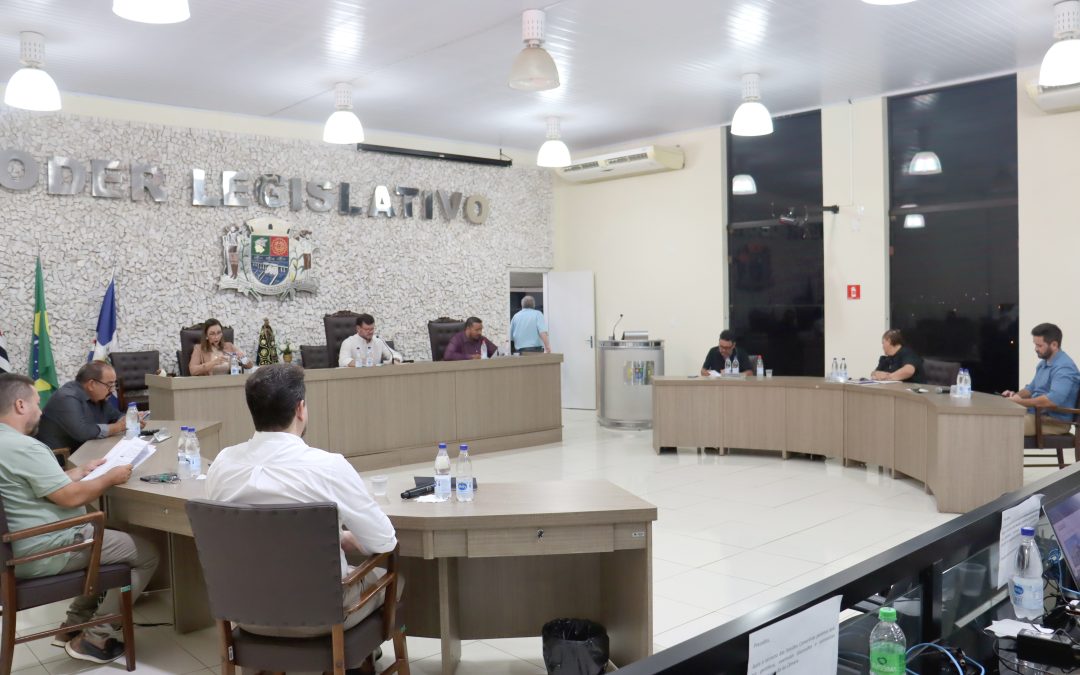 Política: Projetos criam funções gratificadas no setor de Assistência Social