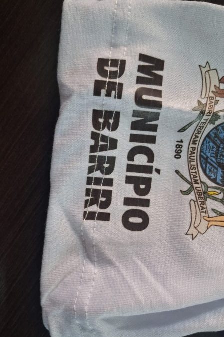 Educação: Prefeitura rescinde com fornecedora de uniforme e aplica multa
