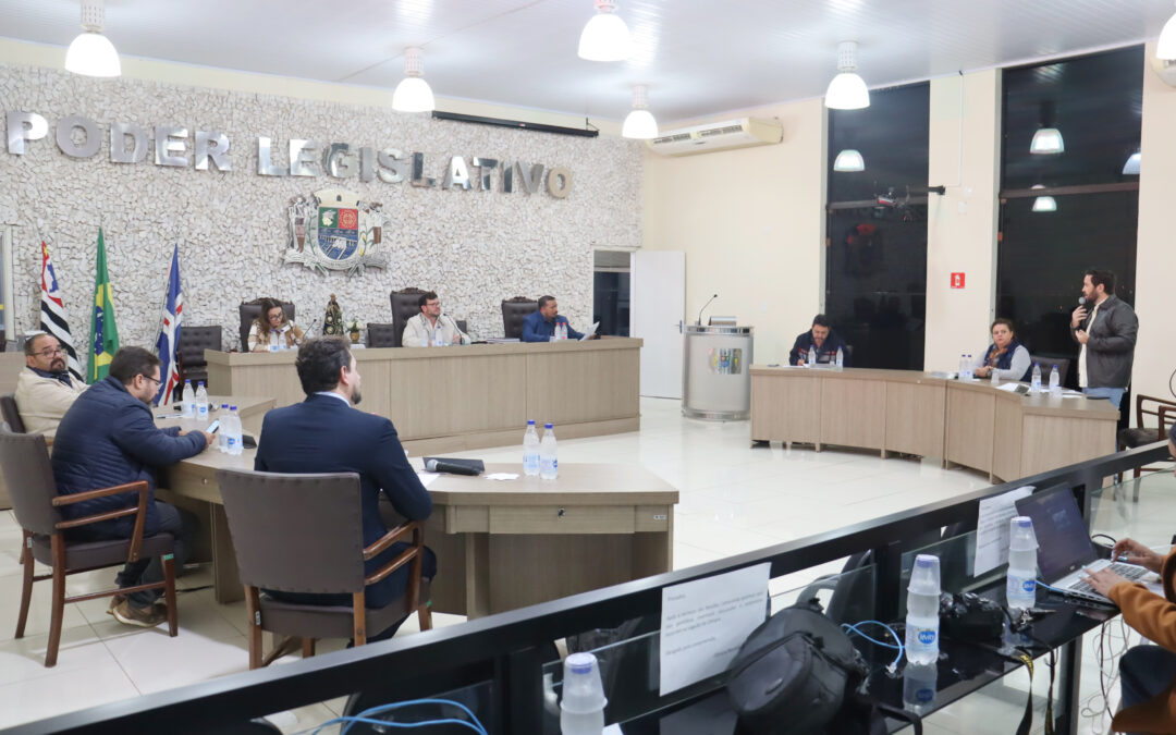 Política: Parceria público-privado traz sala de robótica para Escola Joseane