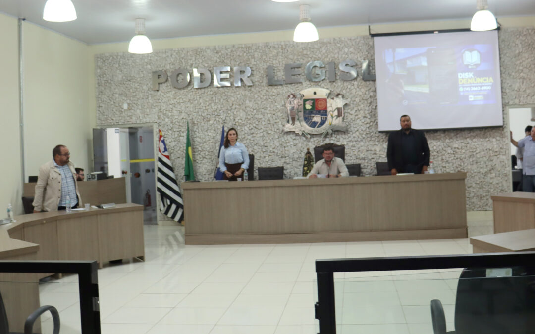 Política: Alegando inconstitucionalidade, vereadores rejeitam dois projetos do Executivo