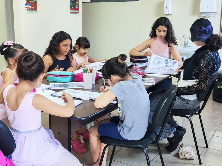 Cidade: Oficinas do Centro Leôncio & Leonel atendem a 150 alunos