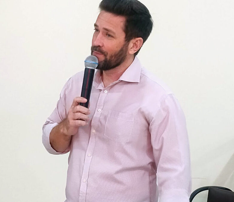 Política: Requerimento questiona o não envio de projeto que beneficia as ADIs