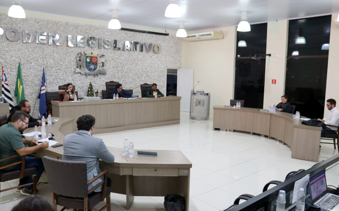 Política: Proposta prevê que bares e restaurantes podem funcionar das 8h à 1h todos os dias da semana