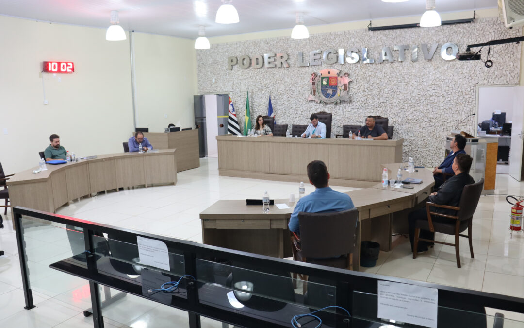 Política: Aprovado projeto que faz concessão de barracão industrial