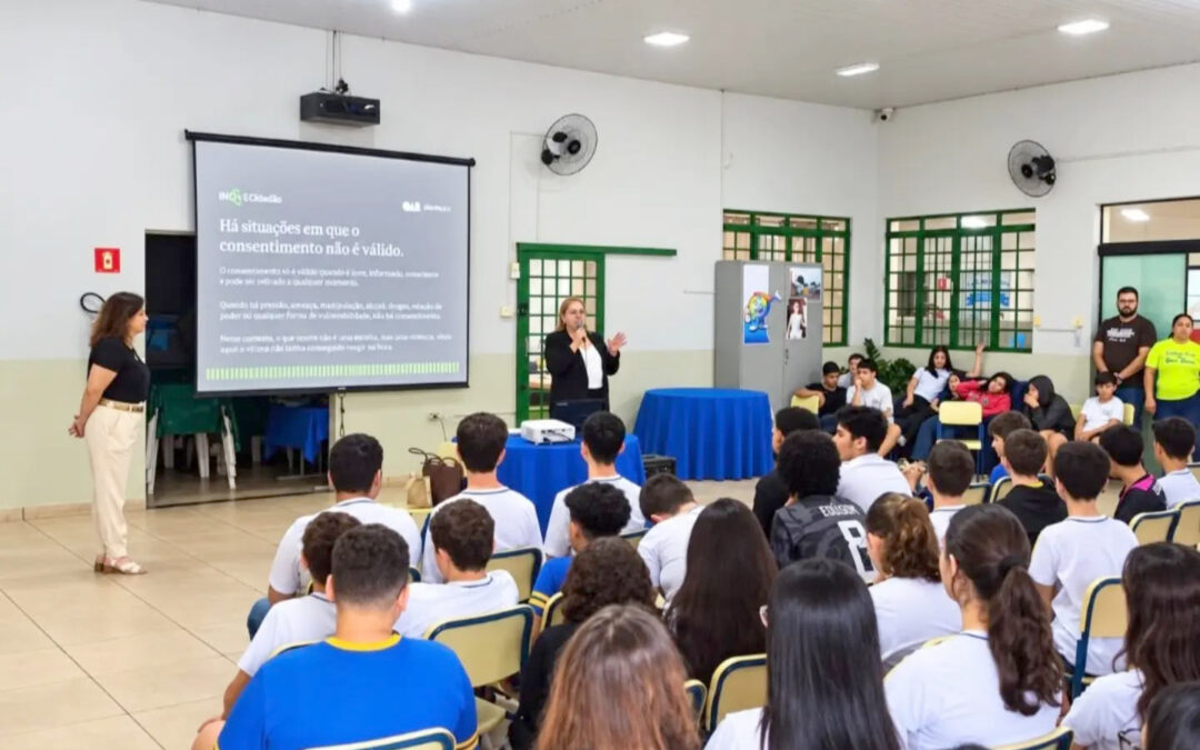 Justiça:  OAB Bariri promove programa Dia D nas Escolas